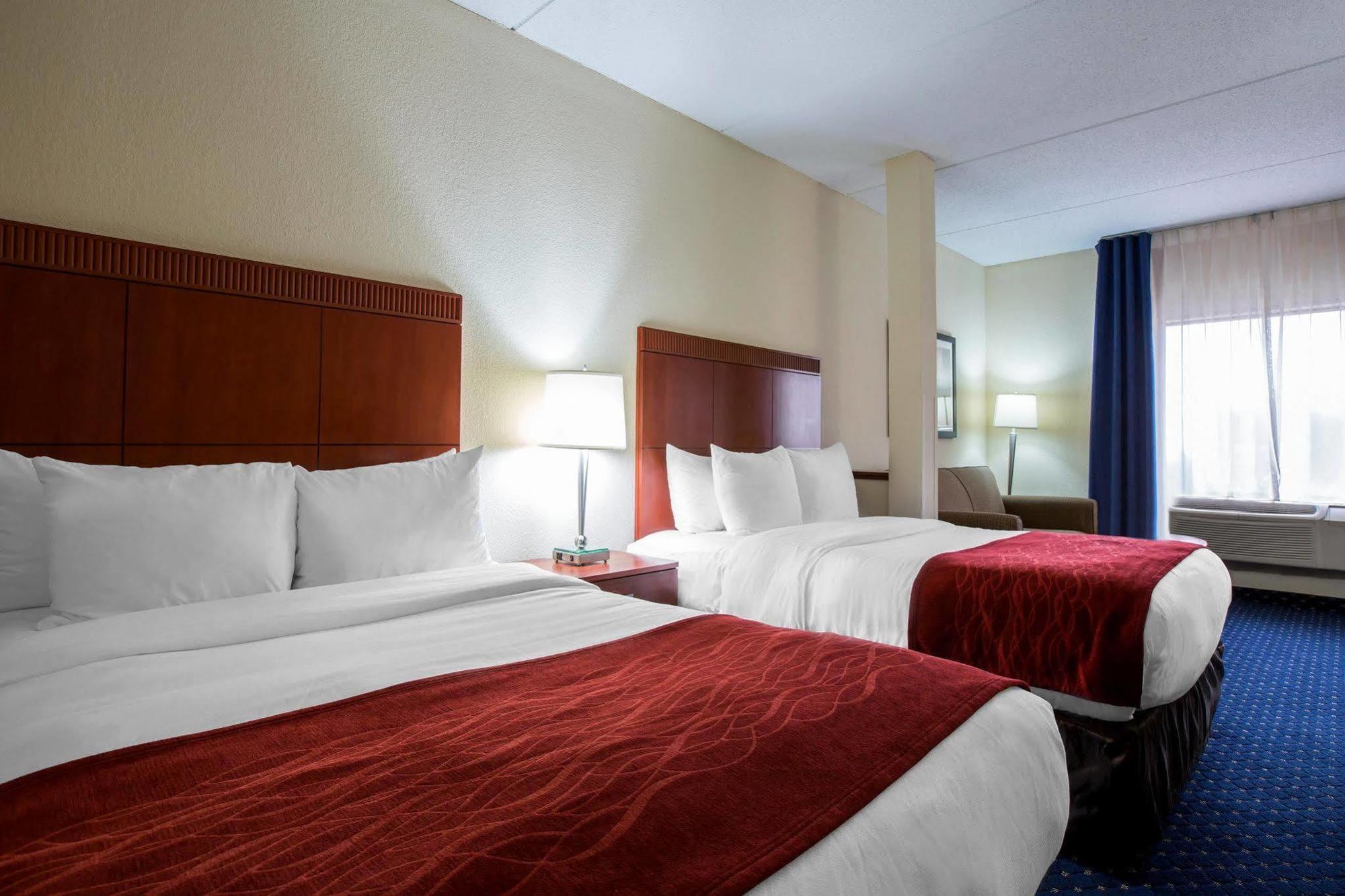 Comfort Suites Outlet Center Asheville Exteriér fotografie